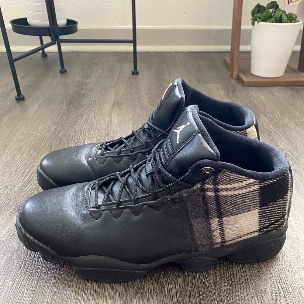Air Jordan Horizon Low Premium ‘Plaid’ Sneakers